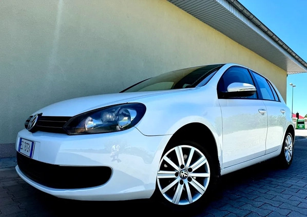Volkswagen Golf cena 25900 przebieg: 127000, rok produkcji 2012 z Biała małe 667